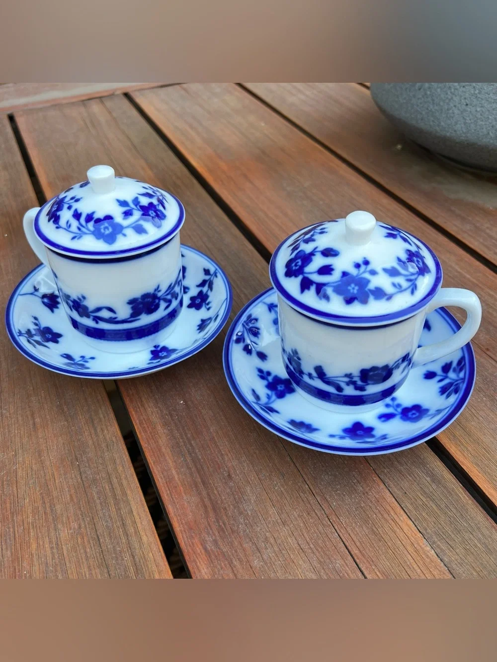 Set of Two Williams Sonoma Teacups with Lids Saucers Cobalt Blue Floral & White